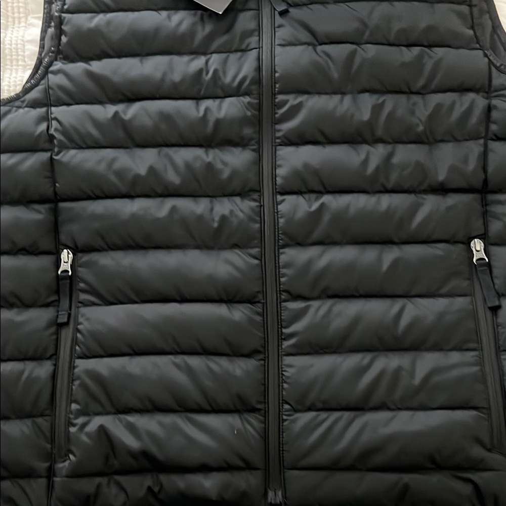 Men's Duluth Black Puffer Vest-NWT - Picture 5 of 9